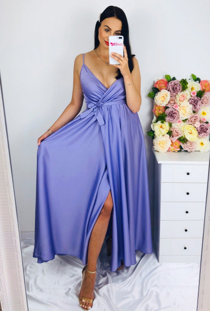 Hosszú női lila szatén ruha