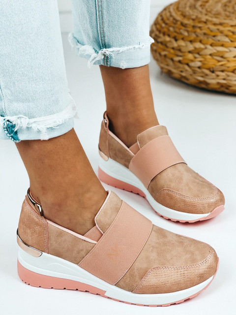Elegáns rózsaszín sztreccs cipők  platformon