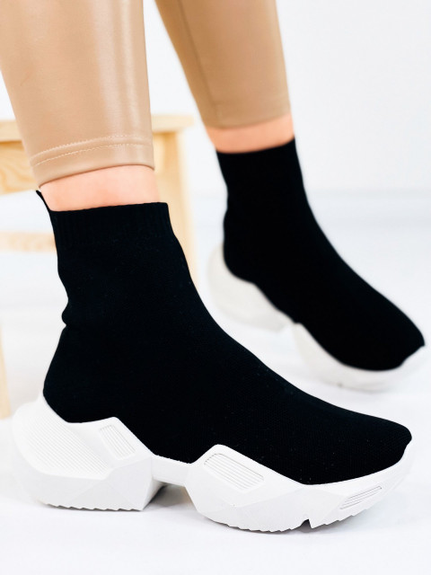 Női fekete zoknis platform cipő
