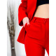 Piros női nadrágkosztüm övvel a Lull övben