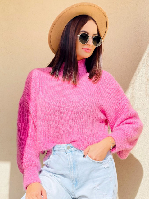 Női rövid garbós kötött pulóver - rózsaszínű