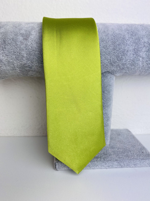 Férfi sárga-zöld szatén keskeny nyakkendő
