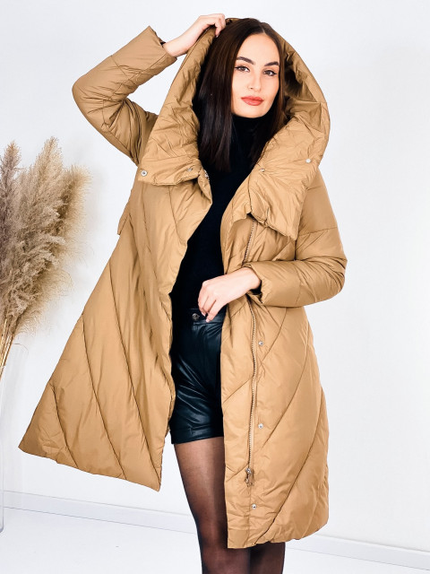 Hosszú női átvarrt télikabát kapucnival - barna