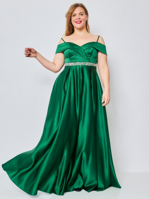 Hosszú női szatén alkalmi ruha díszkövekkel molett hölgyeknek - zöld