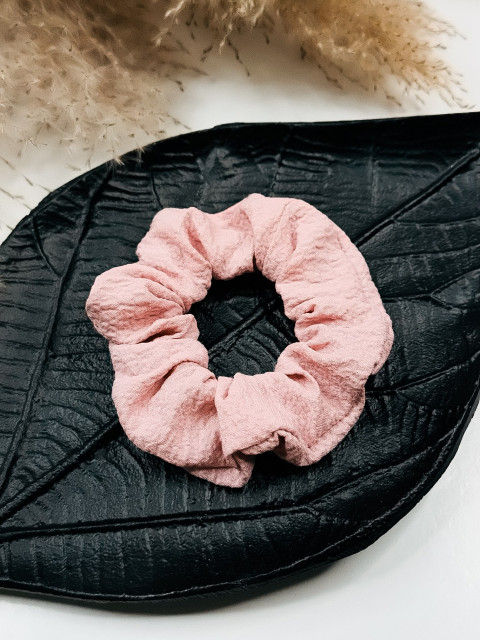 Scrunchie hajgumi - rózsaszínű
