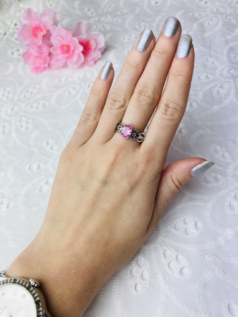Női ezüst gyűrű rózsaszínű kristállyal 3