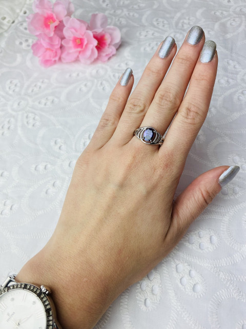 Női ezüst gyűrű lila kristállyal 6